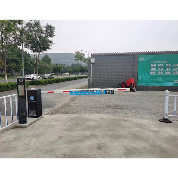 章丘车牌识别道闸机 无人值守停车场